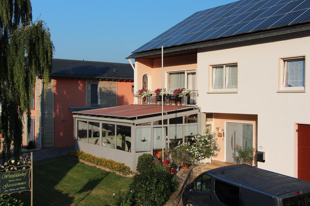Weinfelderhof Hotel Krov Exterior photo